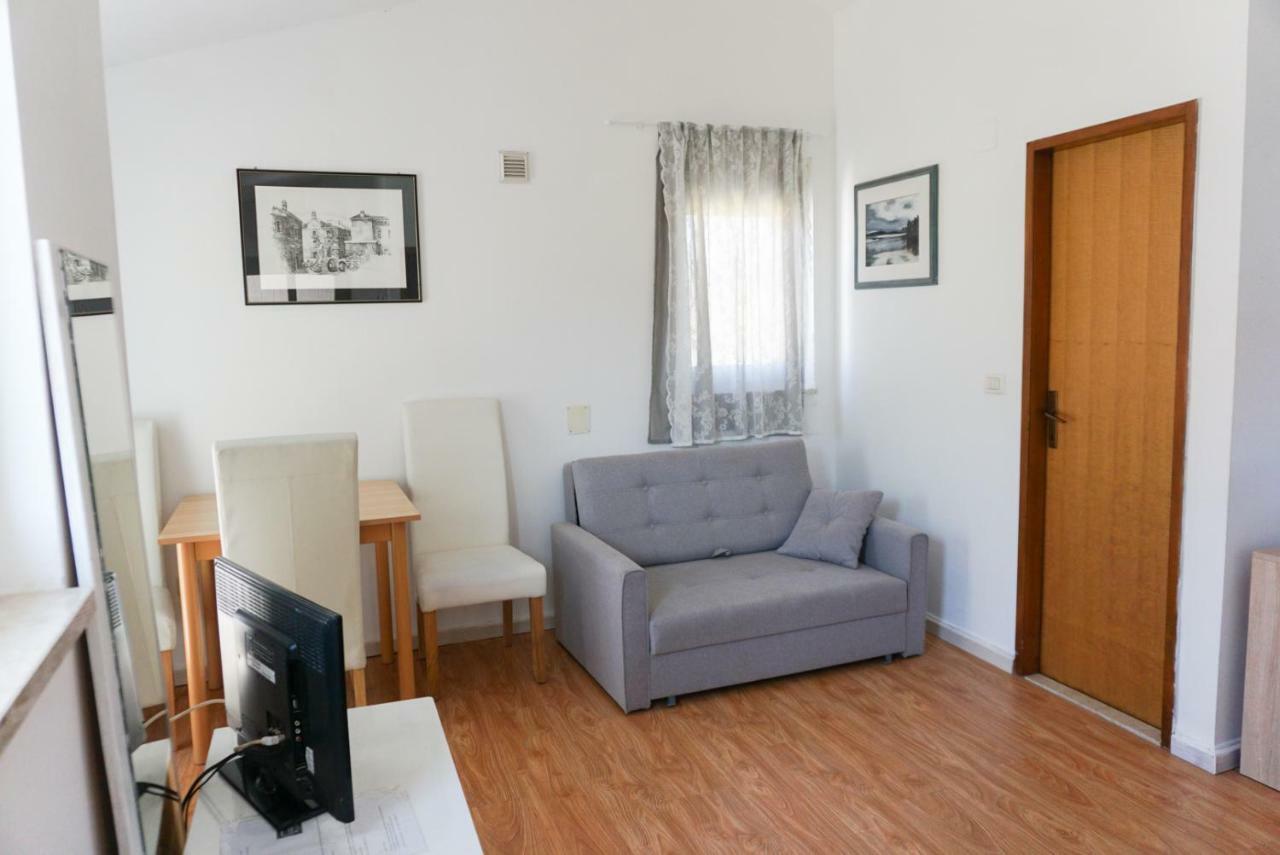 Sonja Apartment Premantura Eksteriør bilde