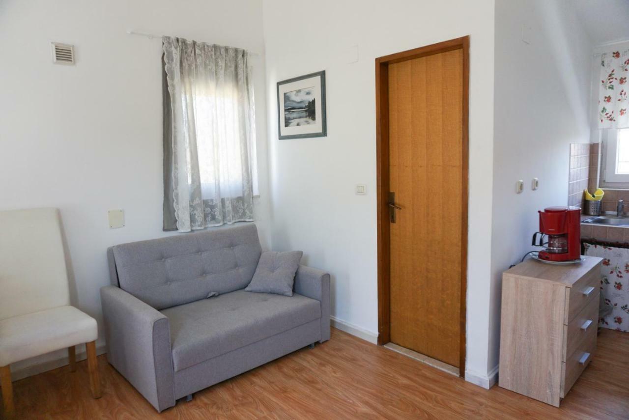 Sonja Apartment Premantura Eksteriør bilde